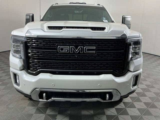 Used 2020 GMC Sierra 3500 Denali w/ Denali Ultimate Package AWD/4WD image 3