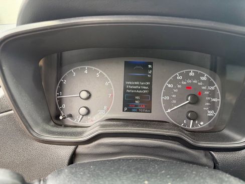 Used 2024 Toyota Corolla Cross LE FWD image 32