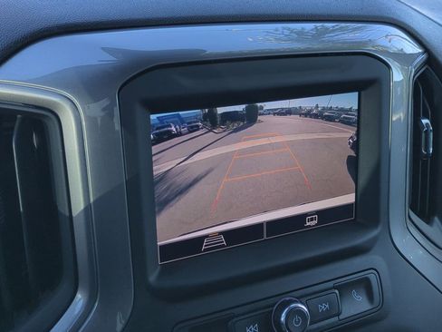 Used 2022 Chevrolet Silverado 1500 Custom image 14