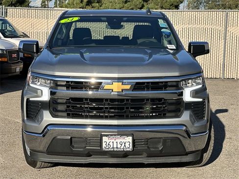 Used 2024 Chevrolet Silverado 1500 LT image 2