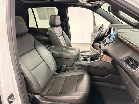 Used 2024 Chevrolet Tahoe High Country image 31