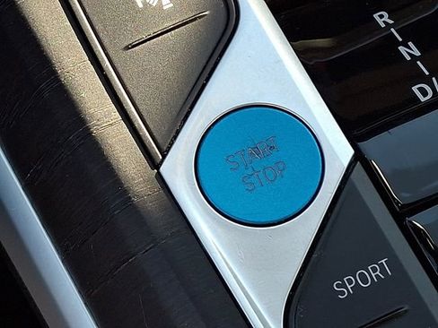 Used 2023 BMW i4 eDrive35 w/ Premium Package image 29