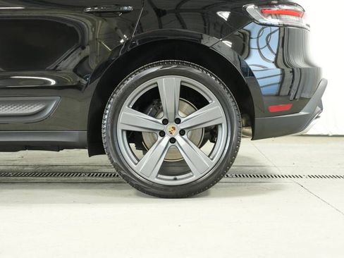 New 2026 Porsche Macan image 43