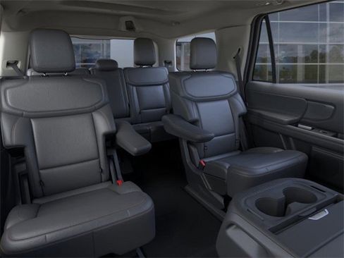 New 2025 Ford Expedition Active AWD/4WD image 11