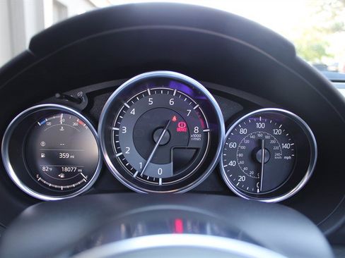 Used 2022 MAZDA MX-5 Miata Grand Touring RWD image 14