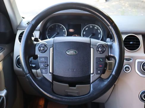 Used 2016 Land Rover LR4 HSE LUX AWD/4WD image 19