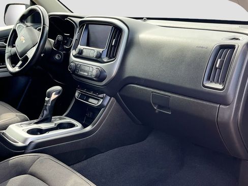 Used 2022 Chevrolet Colorado LT w/ LT Convenience Package image 28
