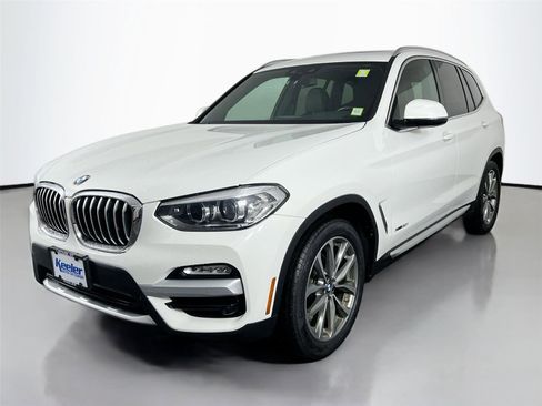 Used 2018 BMW X3 xDrive30i image 2