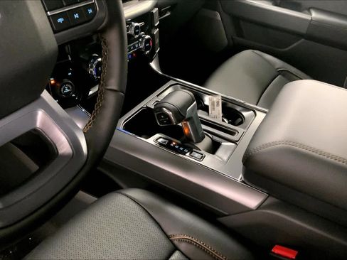 New 2026 Ford F150 Lariat w/ Equipment Group 501A Mid image 6