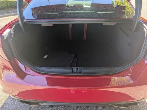 Used 2022 Alfa Romeo Giulia Veloce image 25