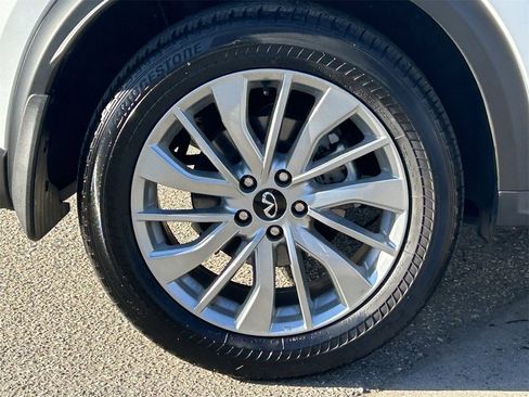 Certified 2023 INFINITI QX50 Luxe image 7