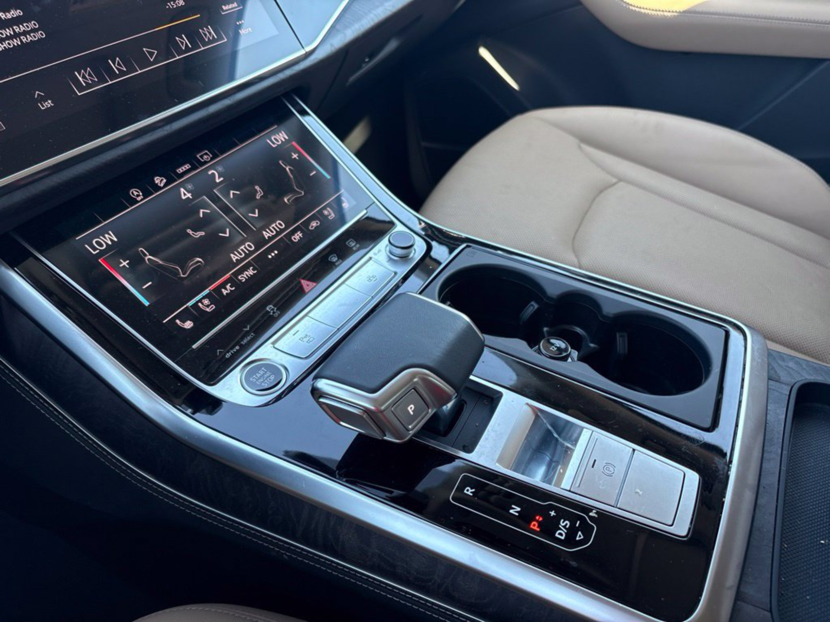 Used 2025 Audi Q7 3.0T Premium Plus AWD/4WD image 12