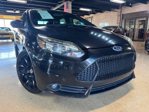 Used 2013 Ford Focus ST FWD image 1