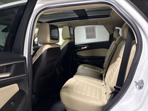 Used 2022 Ford Edge SEL w/ Convenience Package AWD/4WD image 24