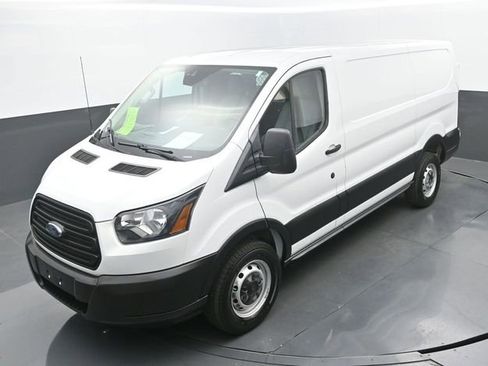 Used 2019 Ford Transit 250 130 Low Roof image 25