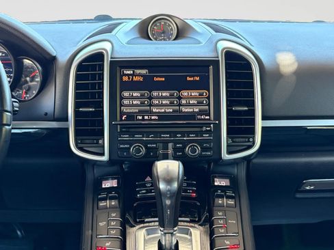 Used 2014 Porsche Cayenne AWD/4WD image 23