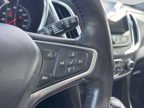 Used 2018 Chevrolet Equinox LT w/ Sun & Infotainment Package AWD/4WD image 22