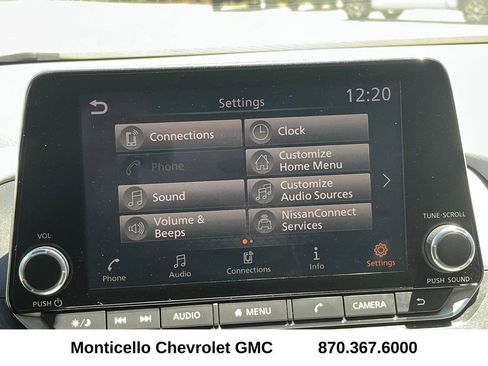 Used 2023 Nissan Rogue SV FWD image 17