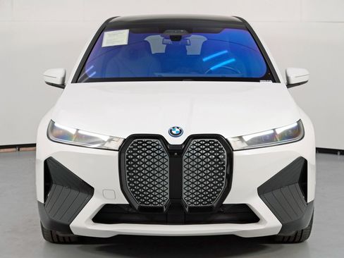 Used 2022 BMW iX xDrive50 w/ Sport Package image 52