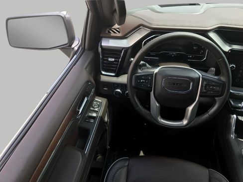 Used 2024 GMC Sierra 1500 Denali w/ Denali Reserve Package AWD/4WD image 5