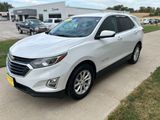 Used 2020 Chevrolet Equinox LT image 2