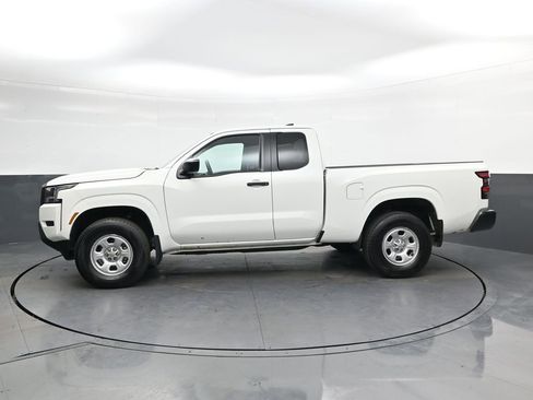 Certified 2024 Nissan Frontier S w/ Technology Package image 8