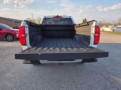 Used 2018 Chevrolet Colorado W/T image 16