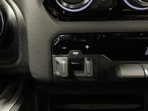 Used 2023 RAM 1500 Big Horn image 25