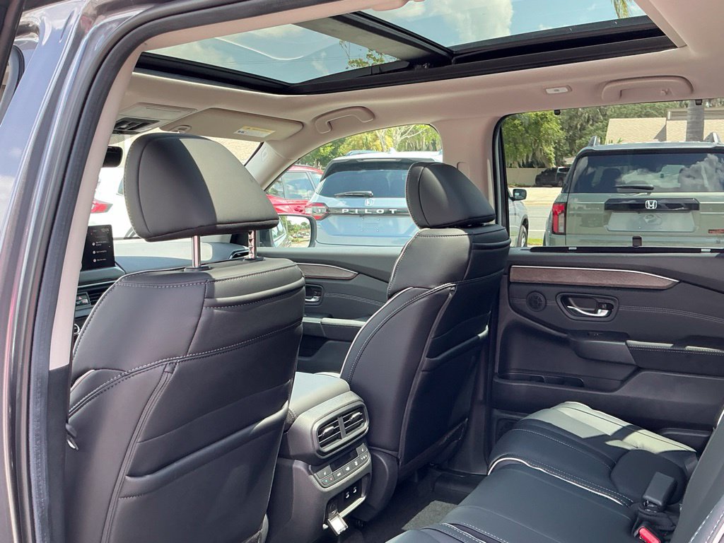 New 2026 Honda Pilot Elite image 32