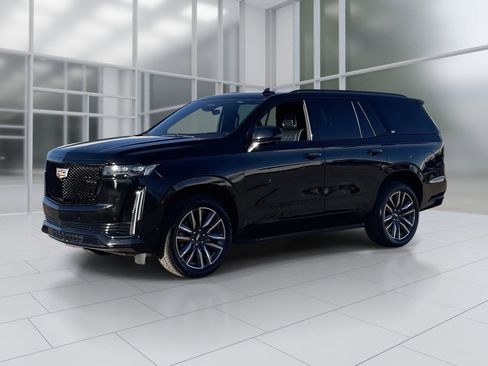 Used 2023 Cadillac Escalade Sport image 2