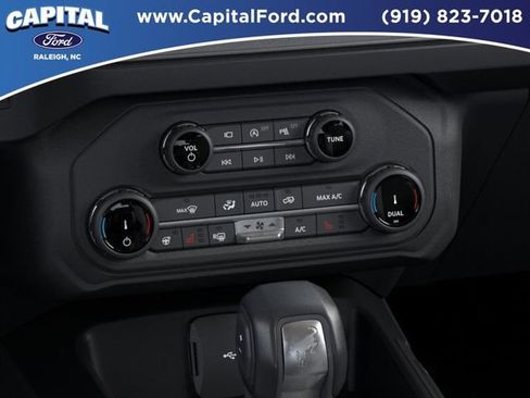 New 2025 Ford Bronco Outer Banks AWD/4WD image 16