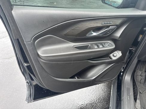 Used 2020 GMC Terrain SLT w/ Preferred Package image 13