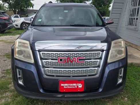 Used 2014 GMC Terrain SLT w/ Chrome Appearance Package FWD image 2