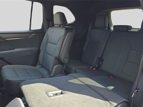 New 2026 GMC Acadia AT4 w/ Super Cruise Package image 19