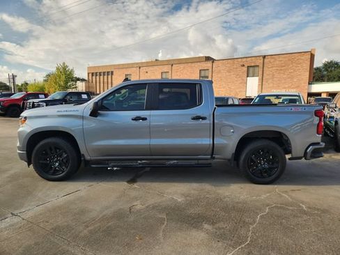 Used 2024 Chevrolet Silverado 1500 Custom w/ LPO, Dark Essentials Package AWD/4WD image 4