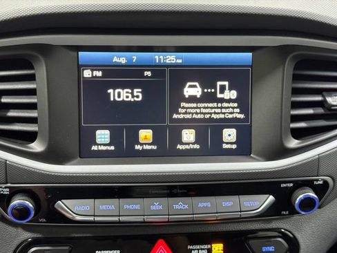 Used 2018 Hyundai Ioniq Blue FWD image 16