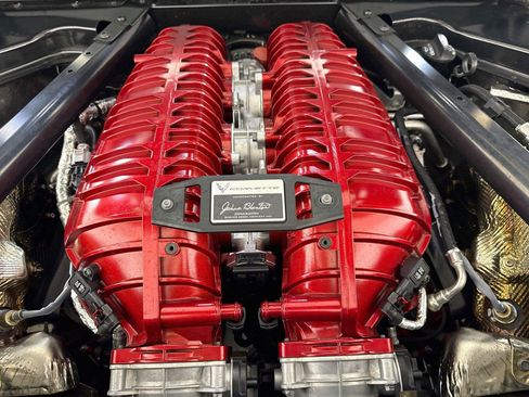 Used 2025 Chevrolet Corvette Z06 RWD image 26
