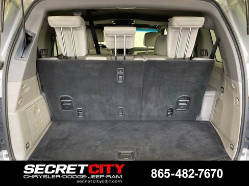 Used 2014 Honda Pilot Touring image 32