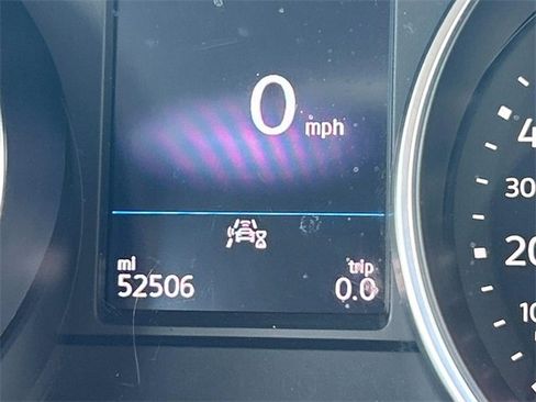 Used 2020 Volkswagen Tiguan SE w/ Panoramic Sunroof Package image 31