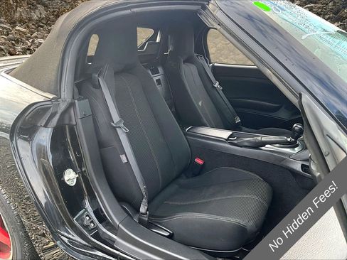 Used 2018 FIAT 124 Spider Classica RWD image 7