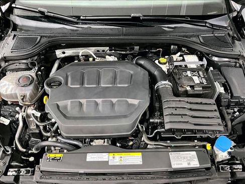 Used 2024 Volkswagen GTI Autobahn FWD image 11