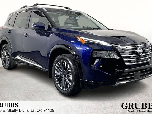 Used 2025 Nissan Rogue Platinum w/ Platinum Premium Package image 1