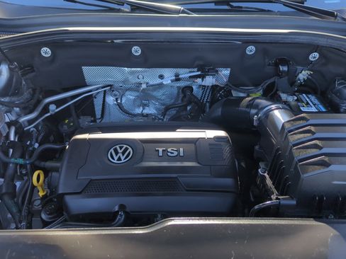 Certified 2022 Volkswagen Atlas Cross Sport SE image 20