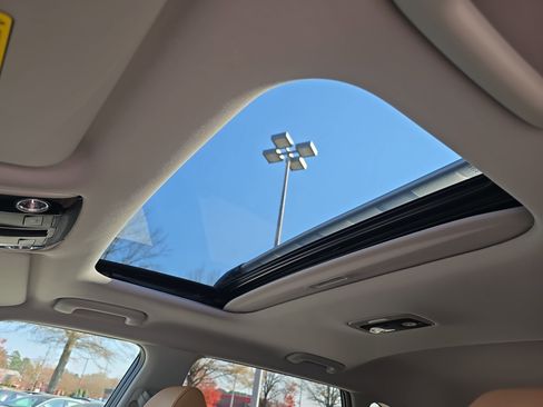 New 2026 Kia Seltos EX w/ EX Sunroof Package image 30