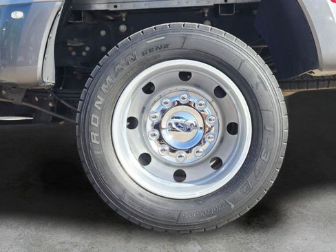 Used 2022 Ford F450 Lariat w/ Lariat Value Package AWD/4WD image 9