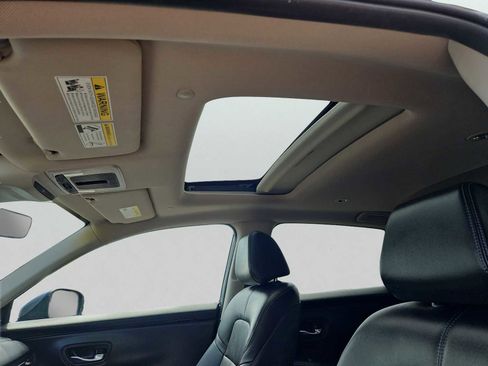 Certified 2025 Honda HR-V EX-L image 16