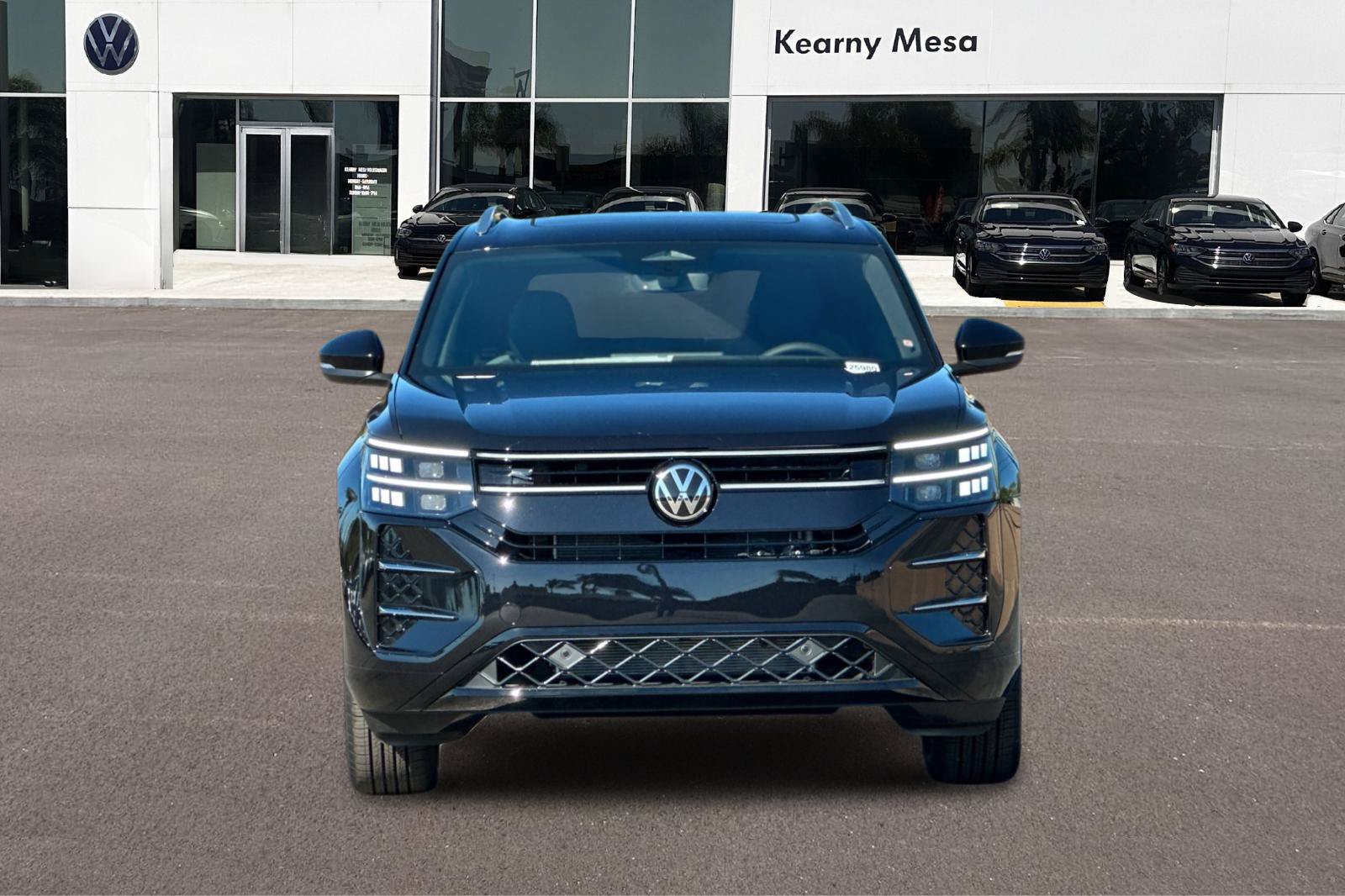 New 2027 Volkswagen Atlas SEL R-Line AWD/4WD image 9