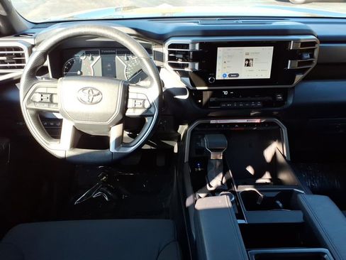 Used 2025 Toyota Tundra SR5 w/ SR5 Convenience Package image 15