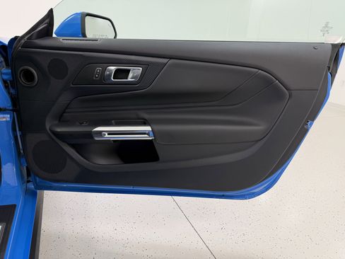 Used 2024 Ford Mustang GT Premium image 22