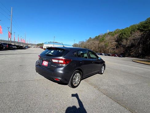 Used 2019 Subaru Impreza 2.0i image 5